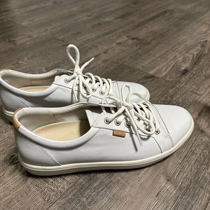 Ecco women’s Soft 7 sneaker - size 41 (size 10 US)